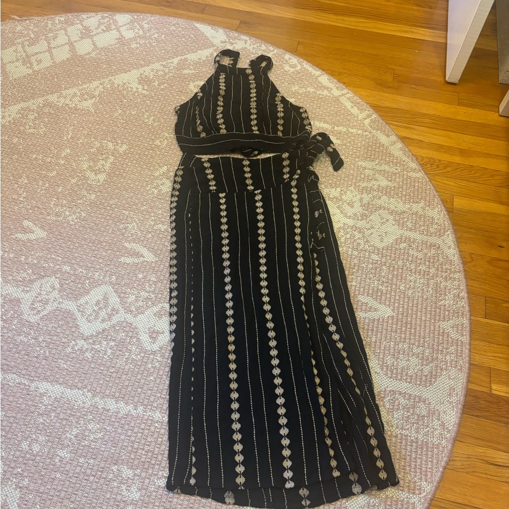 Top and skirt Black and Beige bohemian attrattivo European brand 2 piece